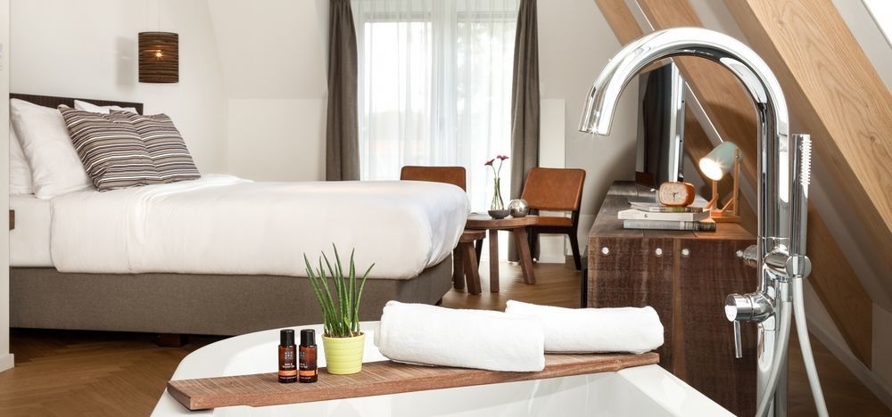 Van Heeckeren Hotel เนส ภายนอก รูปภาพ